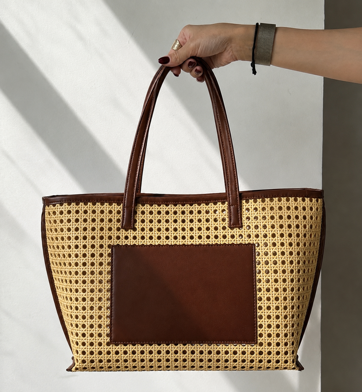 Pocket Carry Tote
