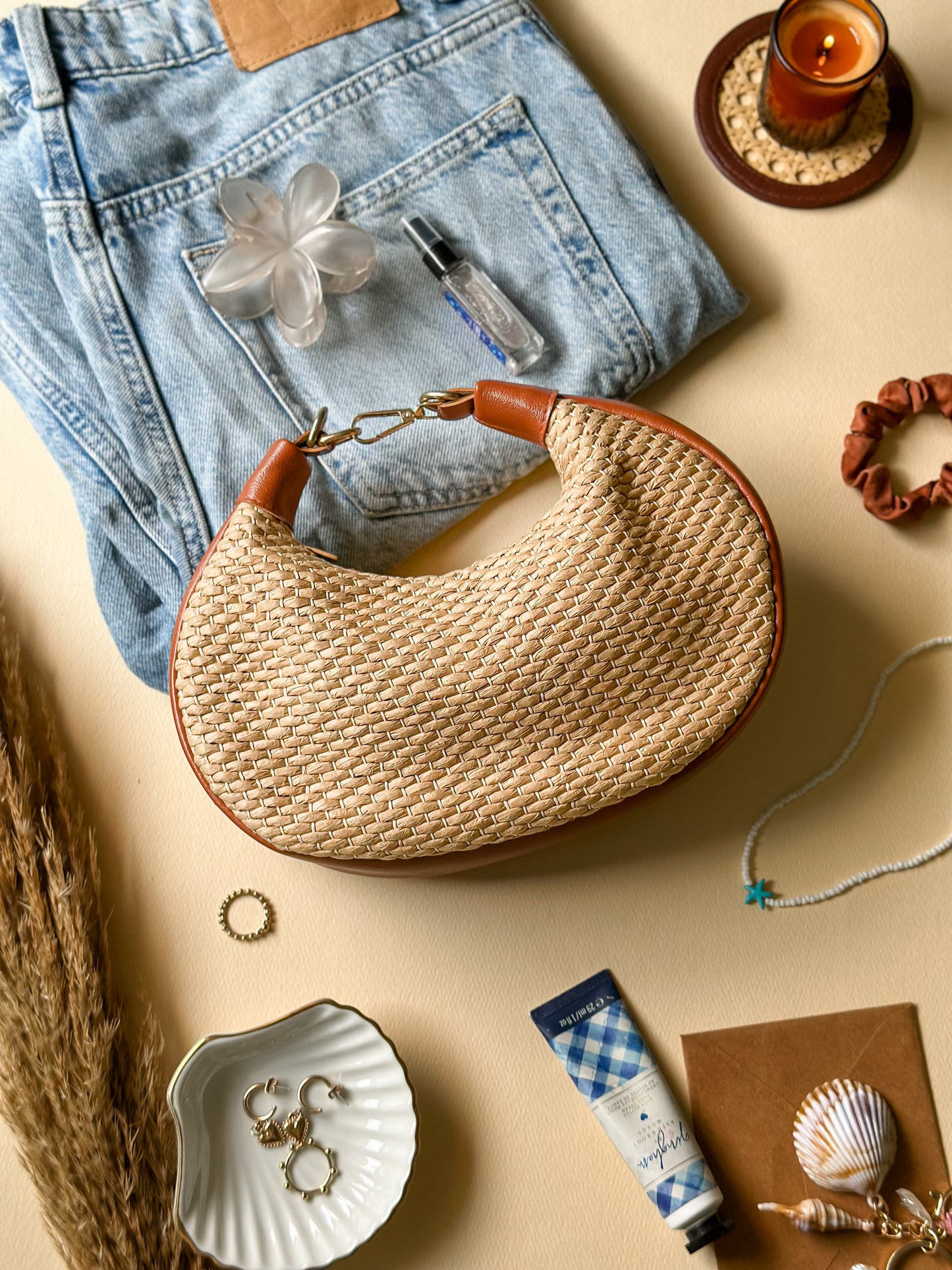 The Nido Bag - Where minimal meets coastal charm.