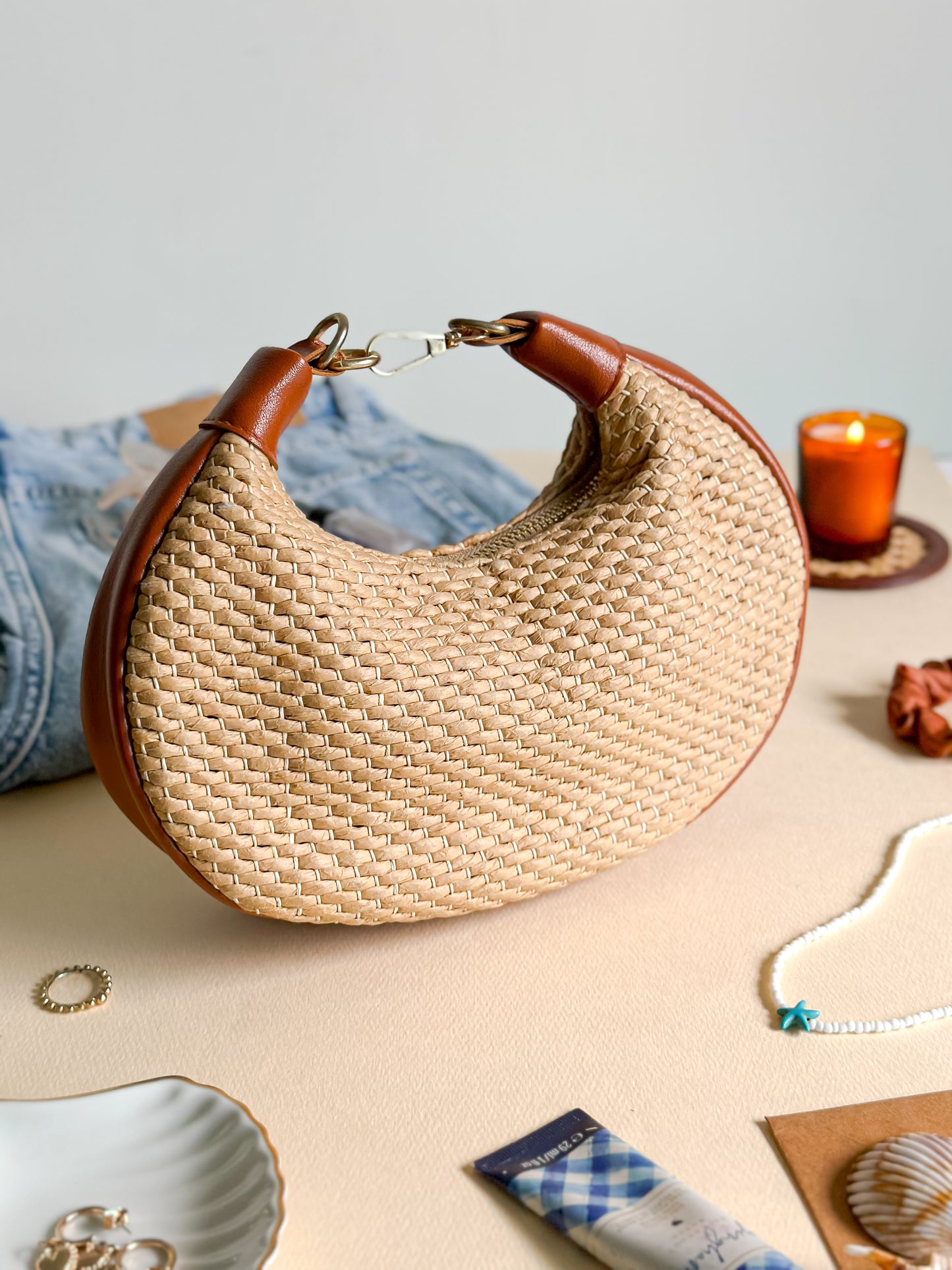 The Nido Bag - Where minimal meets coastal charm.